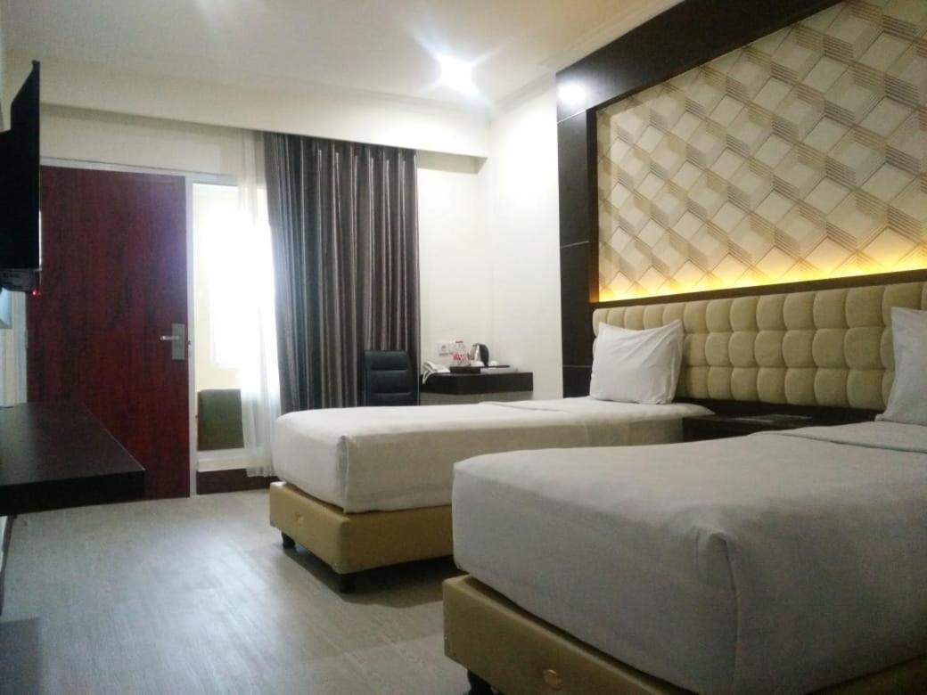 Sindoro Hotel Cilacap By Conary Zewnętrze zdjęcie