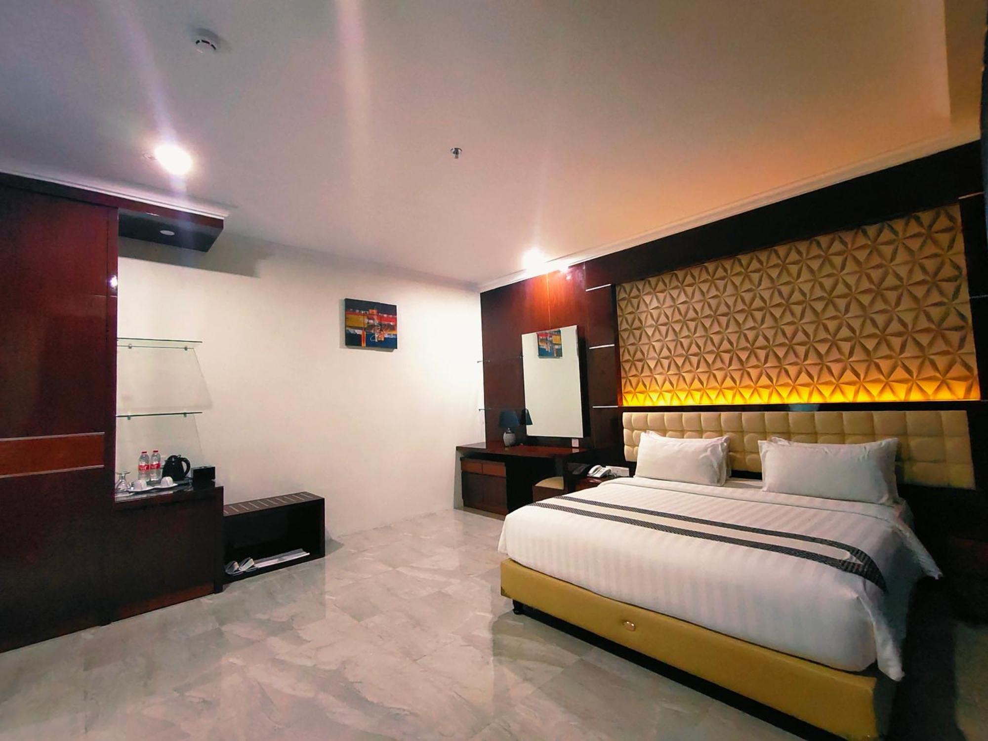Sindoro Hotel Cilacap By Conary Zewnętrze zdjęcie