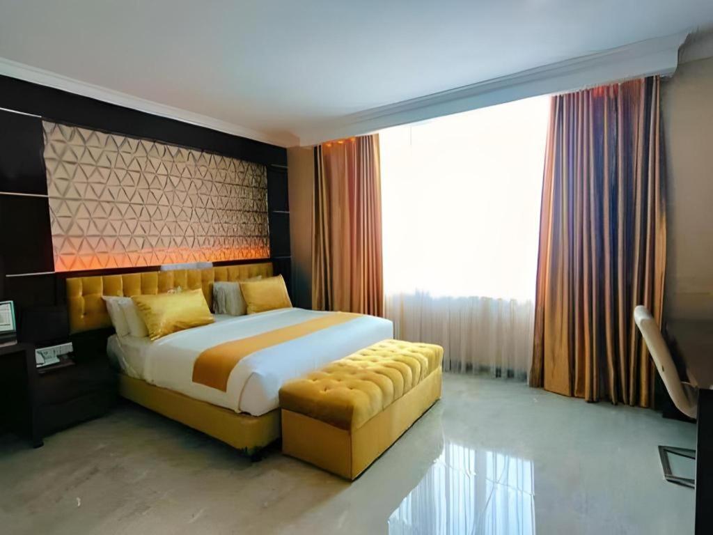 Sindoro Hotel Cilacap By Conary Zewnętrze zdjęcie