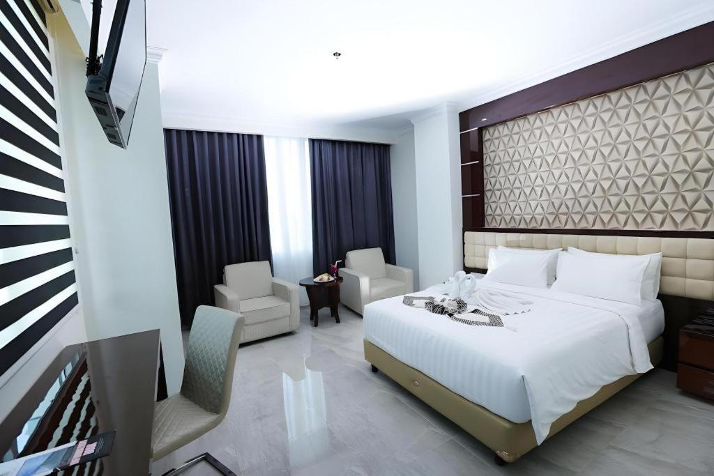 Sindoro Hotel Cilacap By Conary Zewnętrze zdjęcie